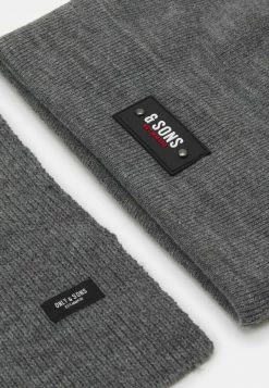 Only & Sons Unisex ONSEVAN BOX BEANIE SCARF SET - Schal - Medium Grey Melange | Accessoires -Only & Sons Geschäft caecc7b6d03a4c72beaa3c0f80cd3866