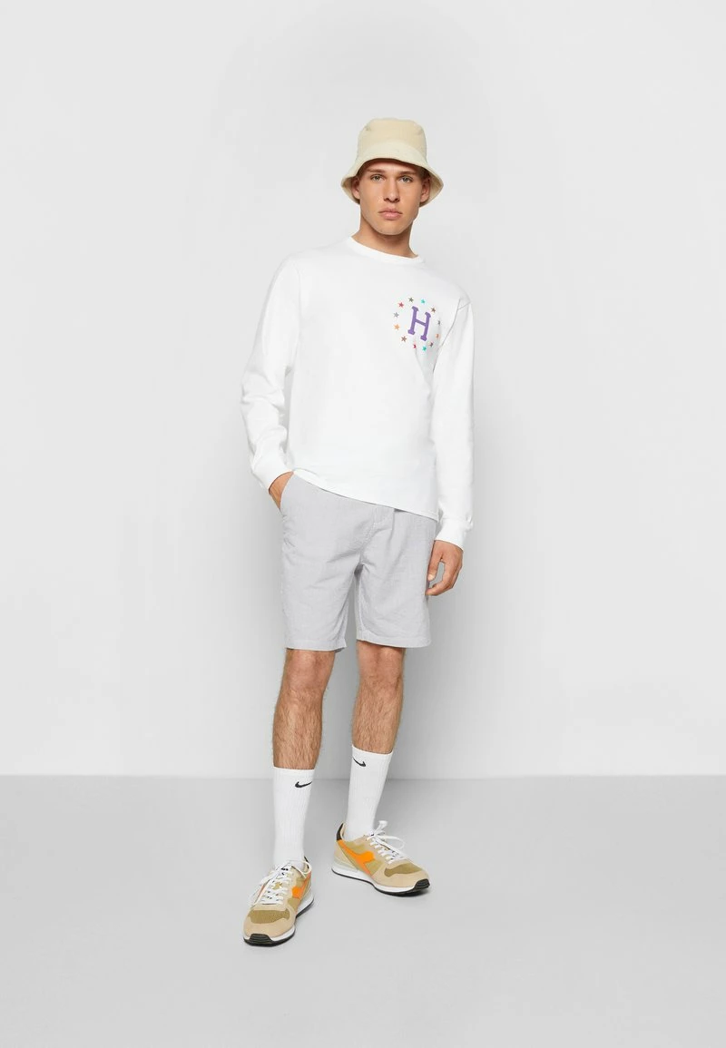 Only & Sons Herren ONSDEW - Chino Shorts in Hellweiß - Moderne und Bequeme Freizeitshorts für Männer 2 Only & Sons Herren ONSDEW - Chino Shorts in Hellweiß - Moderne und Bequeme Freizeitshorts für Männer – Bild 2