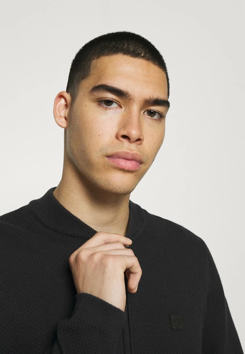 Only & Sons Herren ONSWAYLON LIFE STRUCTURE CARDIGAN - Strickjacke in Dunkelblau 4 Only & Sons Herren ONSWAYLON LIFE STRUCTURE CARDIGAN - Strickjacke in Dunkelblau – Bild 4