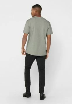 Only & Sons Herren T-Shirt Basic - Grau | Hochwertiges Basic-Shirt für jeden Anlass 8 Only & Sons Herren T-Shirt Basic - Grau | Hochwertiges Basic-Shirt für jeden Anlass -Only & Sons Geschäft cdd47e111f384af89ae1c81ec76c289e