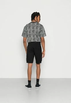 Only & Sons Herren ONSMIKE Chino Shorts - Schwarz - Bequeme & Stilvolle Freizeitshorts 7 Only & Sons Herren ONSMIKE Chino Shorts - Schwarz - Bequeme & Stilvolle Freizeitshorts -Only & Sons Geschäft cf61b7f044a5404b88d83f4f9f1f966d