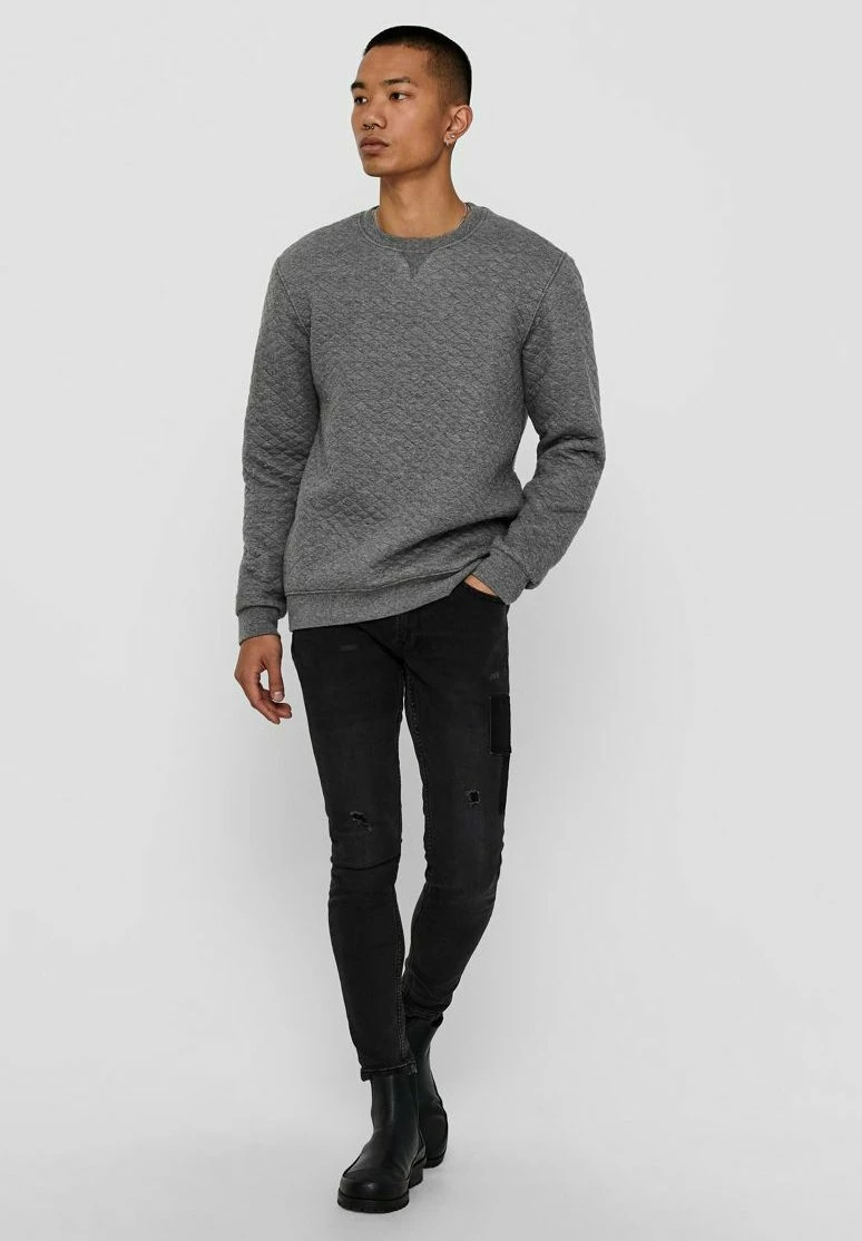 Only & Sons Herren Strickpullover - Medium Grey Melange | Bequemer Männerpullover aus Strickware 2 Only & Sons Herren Strickpullover - Medium Grey Melange | Bequemer Männerpullover aus Strickware – Bild 2