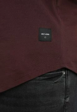 Only & Sons Herren MATT LONGY - Basic T-Shirt in Fudge - Bequem & Stilvoll 13 Only & Sons Herren MATT LONGY - Basic T-Shirt in Fudge - Bequem & Stilvoll -Only & Sons Geschäft ddc41f5811b248ec9237b59e793e0fd3