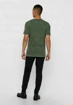 Only & Sons Herren ALBERT - Basic T-Shirt in Forest Night -Only & Sons Geschäft e0d8ab7d5208487790d28c879ab30366