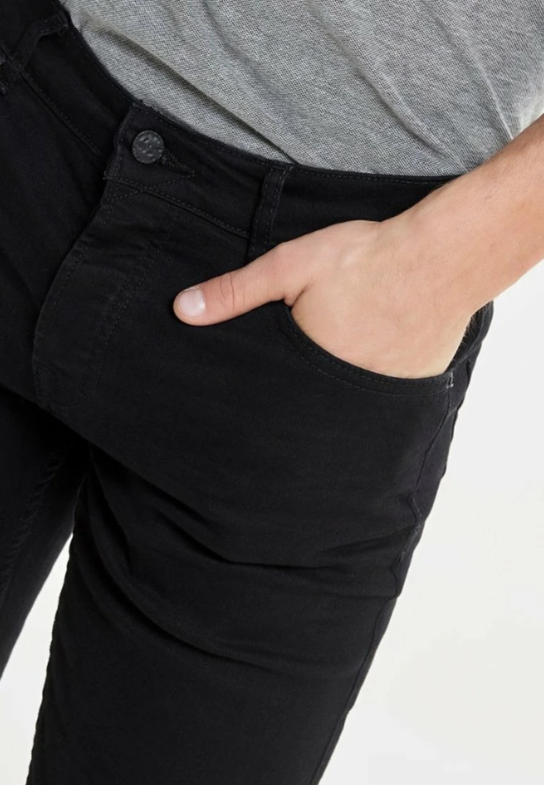 Only & Sons Herren LOOM - Slim Fit Jeans in Schwarz | Premium Denim 4 Only & Sons Herren LOOM - Slim Fit Jeans in Schwarz | Premium Denim – Bild 4