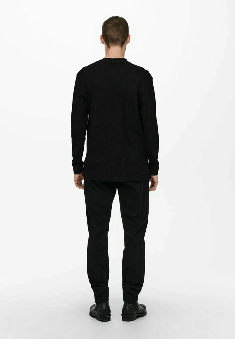 Only & Sons Herren Langarmshirt - Schwarz - Modernes Basic für Casual Looks 3 Only & Sons Herren Langarmshirt - Schwarz - Modernes Basic für Casual Looks – Bild 3