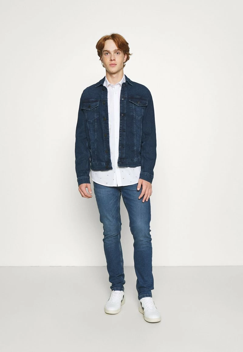 Only & Sons Herren ONSCOME LIFE TRUCKERD - Jeansjacke - Blue Denim | Klassische Denim-Jacke für Herren 2 Only & Sons Herren ONSCOME LIFE TRUCKERD - Jeansjacke - Blue Denim | Klassische Denim-Jacke für Herren – Bild 2