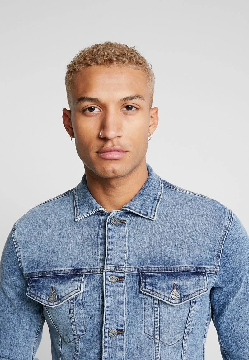 Only & Sons Herren ONSCOME TRUCKER - Jeansjacke - Blau Denim | Moderne Jeansjacke für Männer 4 Only & Sons Herren ONSCOME TRUCKER - Jeansjacke - Blau Denim | Moderne Jeansjacke für Männer – Bild 4