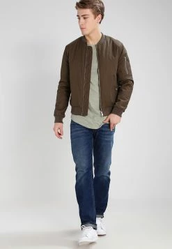 Only & Sons Geschäft -Only & Sons Geschäft f5f91c32a53846748ae919d93f3cfa0d