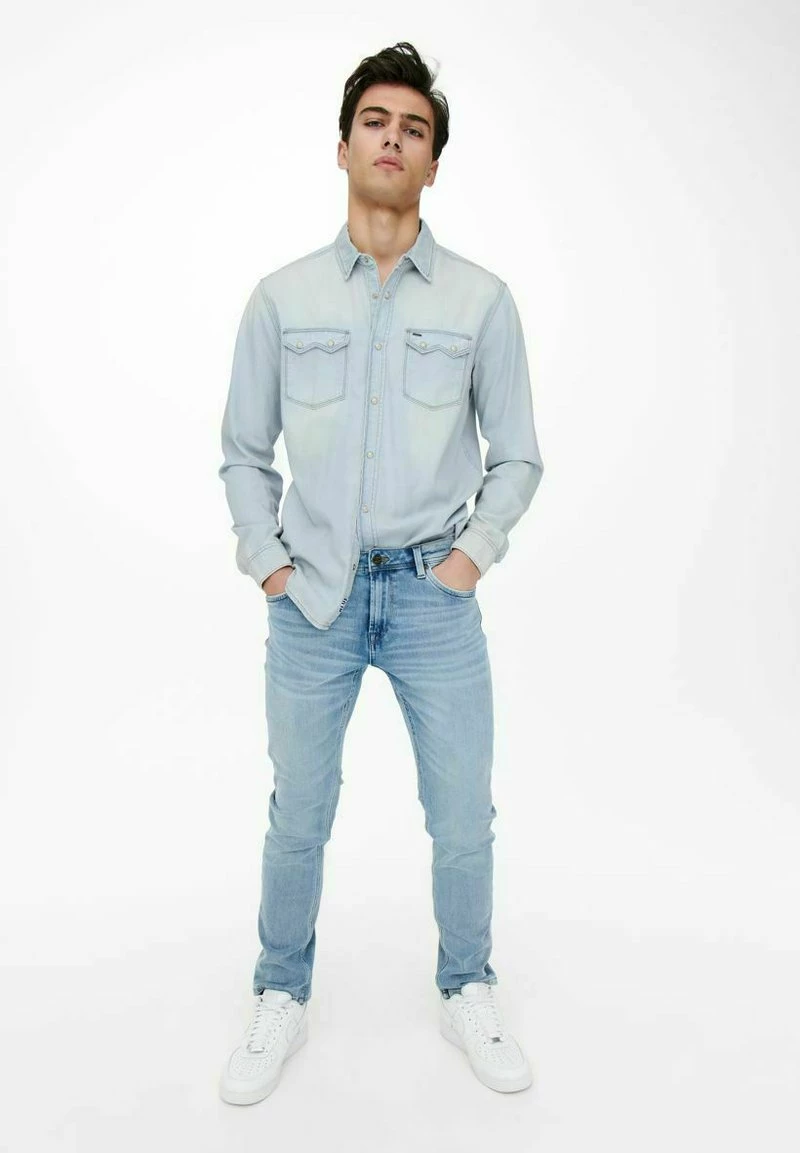 Only & Sons Herren Hemd - Blue Denim | Modisches Freizeithemd für Herren 4 Only & Sons Herren Hemd - Blue Denim | Modisches Freizeithemd für Herren – Bild 4