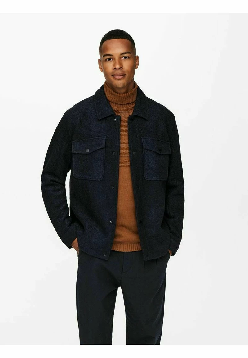 Only & Sons Herren Übergangsjacke - Leichte Jacke in Dunkelblau 1 Only & Sons Herren Übergangsjacke - Leichte Jacke in Dunkelblau