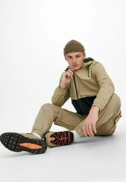 Only & Sons Herren Outdoorjacke Chinchilla - Leichte Jacke für jeden Anlass -Only & Sons Geschäft f8374ae3cc414ce0aee2a48b9bb19524