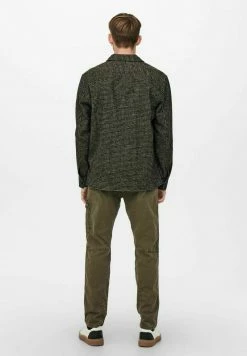 Only & Sons Hemd - Butterscotch | Herren Freizeithemd | Modisches Hemd für jeden Anlass 9 Only & Sons Hemd - Butterscotch | Herren Freizeithemd | Modisches Hemd für jeden Anlass -Only & Sons Geschäft f8467833a213450cbe0ab463a2c49d1f