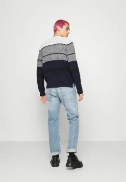 Only & Sons Herren ONSHARM STRIPE BLOCK CREW - Strickpullover - Dark Navy 8 Only & Sons Herren ONSHARM STRIPE BLOCK CREW - Strickpullover - Dark Navy -Only & Sons Geschäft f88cf4176b35497fb2ebd568a170c831