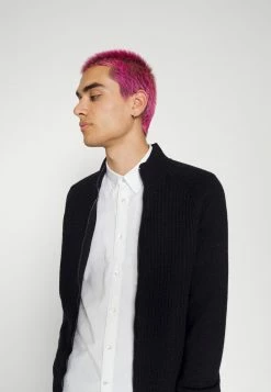 Only & Sons ONSHARREL ZIP Strickjacke - Schwarz für Herren | Modisch & Bequem 9 Only & Sons ONSHARREL ZIP Strickjacke - Schwarz für Herren | Modisch & Bequem -Only & Sons Geschäft f9c4b8cec8e24742b88b1d0264aa39ec