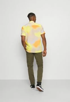 Only & Sons Herren ONSKIAN LIFE RELAXED SHIRT - Hemd - Papaya | Bequemes Freizeithemd -Only & Sons Geschäft fdeca11f4ad04c59aa3def330dbdb236