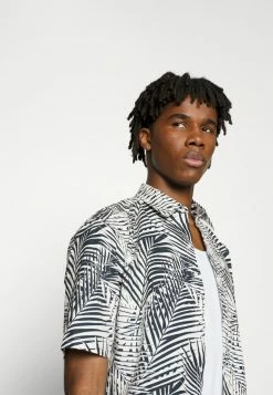 Only & Sons Herren ONSBEAU - Freizeithemd - Dark Navy - Elegant & Bequem 9 Only & Sons Herren ONSBEAU - Freizeithemd - Dark Navy - Elegant & Bequem -Only & Sons Geschäft fed306622bb34ba38d7d09e58f504846