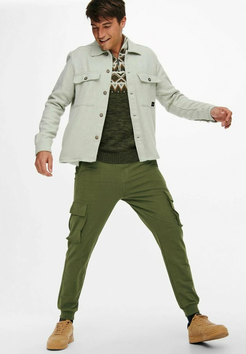 Only & Sons Herren MIT TUNNE - Cargohose - Khaki | Stilvolle Hosen für jeden Anlass 4 Only & Sons Herren MIT TUNNE - Cargohose - Khaki | Stilvolle Hosen für jeden Anlass – Bild 4